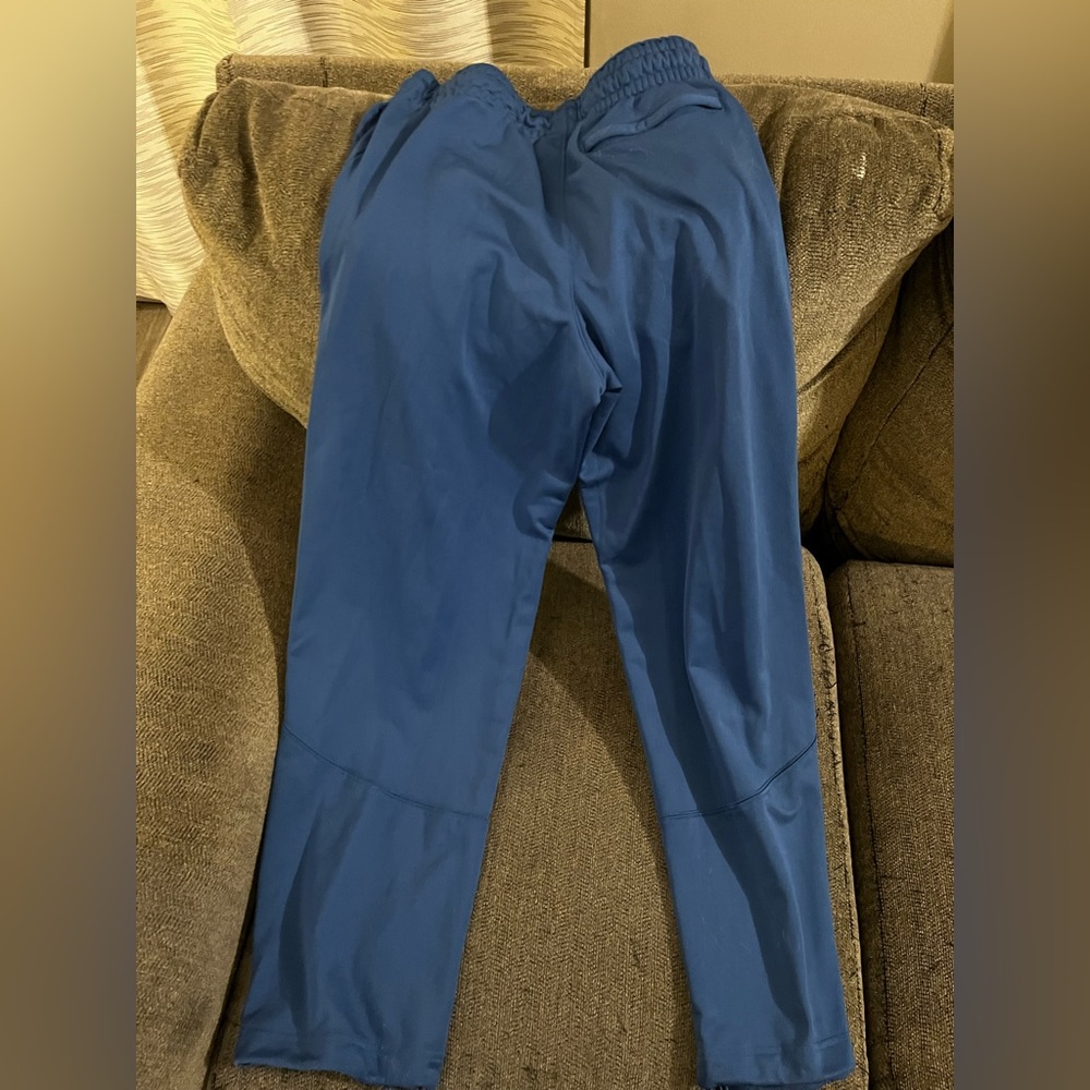 Like new dry fit poly blend silky material